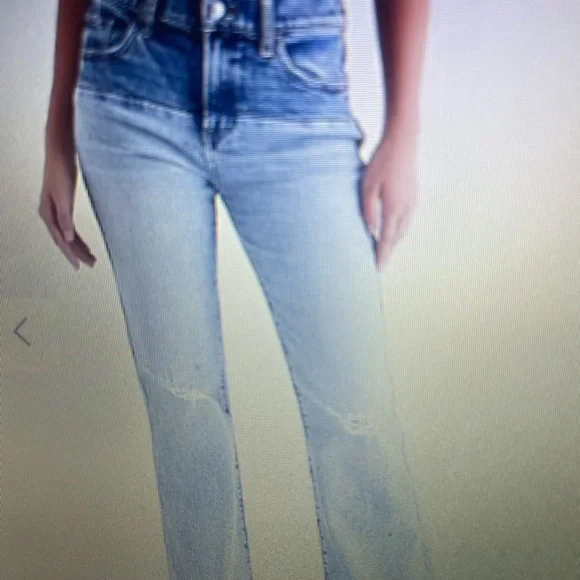 Express two tone destructed flare jeans size 6 - Picture 4 of 12